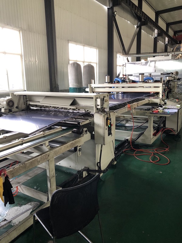 PVC透明板材挤出机